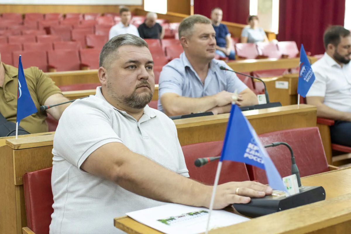 27 августа 2026 года под руководством главы муниципального образования городской округ Симферополь Республики Крым – председателя Симферопольского городского совета Виктора Агеева состоялась сессия горсовета 27 августа 2026 года под руководством главы муниципального образования городской округ Симферополь Республики Крым – председателя Симферопольского городского совета Виктора Агеева состоялась сессия горсовета