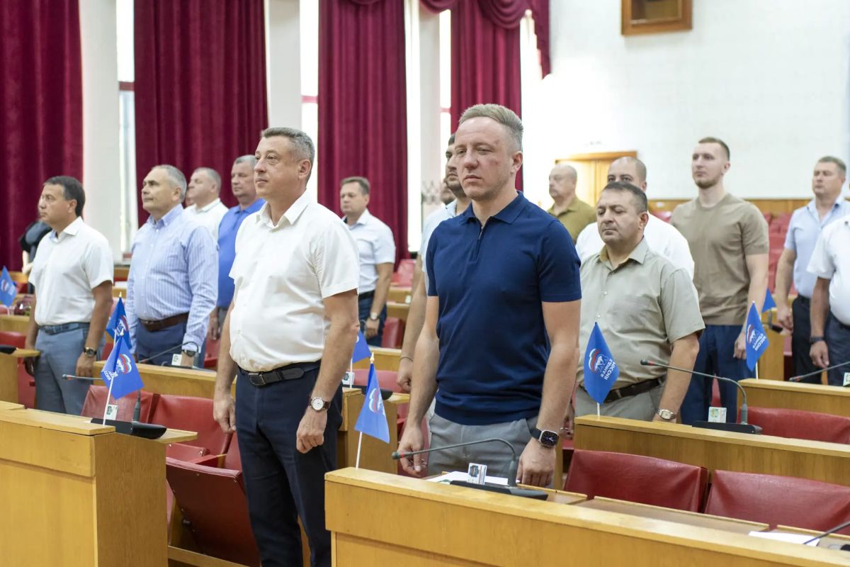 27 августа 2026 года под руководством главы муниципального образования городской округ Симферополь Республики Крым – председателя Симферопольского городского совета Виктора Агеева состоялась сессия горсовета