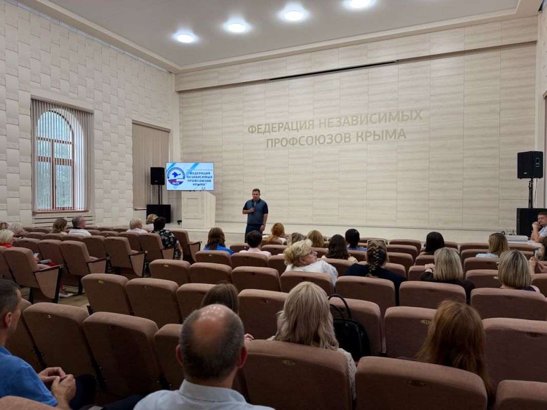Юрий Нестеренко: Провёл рабочие встречи с коллективами симферопольского филиала ГУП РК «Вода Крыма», Федерации независимых профсоюзов Крыма и Крымстата — Управления Федеральной службы государственной статистики по Республике... Юрий Нестеренко: Провёл рабочие встречи с коллективами симферопольского филиала ГУП РК «Вода Крыма», Федерации независимых профсоюзов Крыма и Крымстата — Управления Федеральной службы государственной статистики по Республике...
