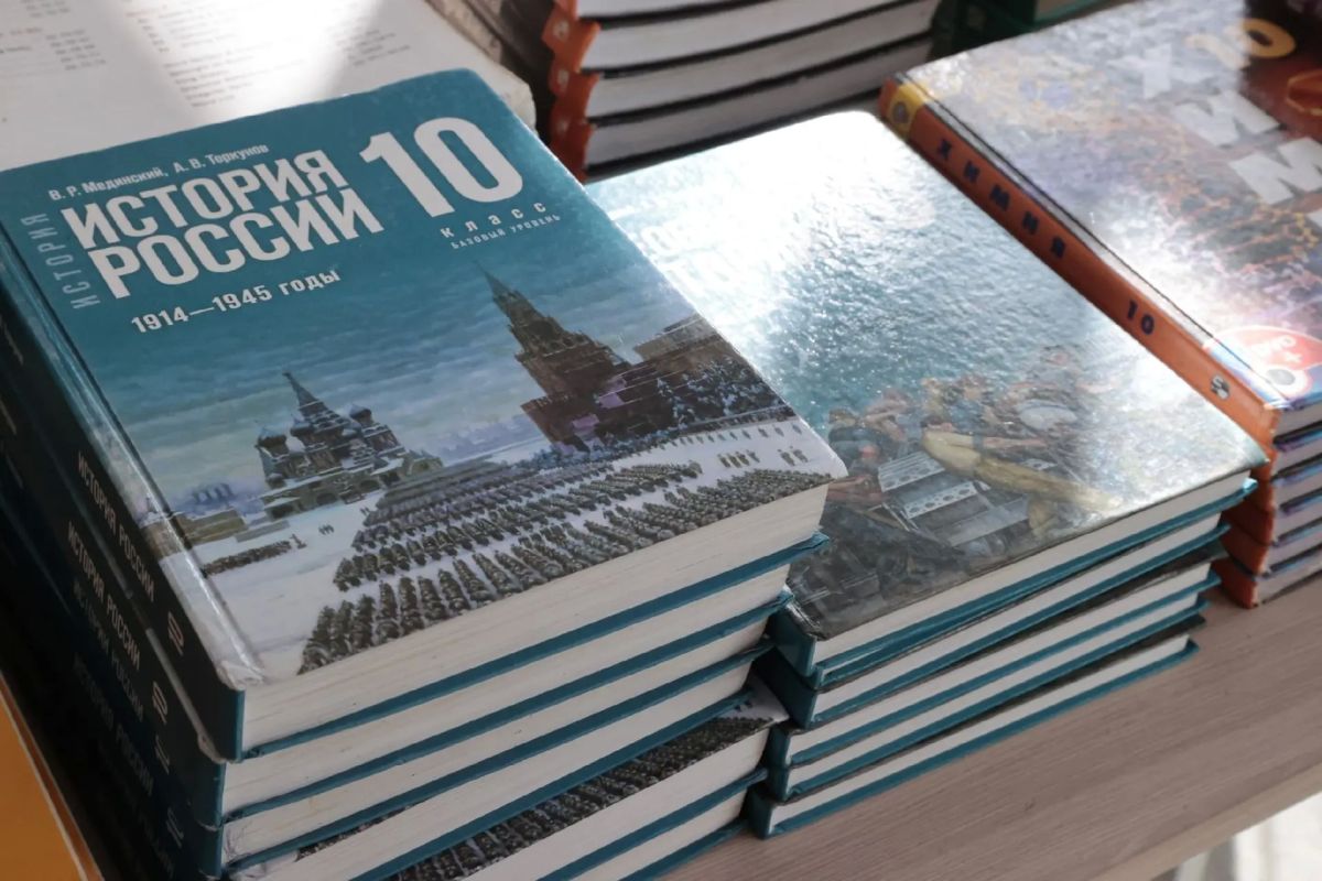 Владимир Константинов: 1 сентября в Крыму открыты новые образовательные учреждения, в том числе — школа №45 в Симферополе на 500 мест Владимир Константинов: 1 сентября в Крыму открыты новые образовательные учреждения, в том числе — школа №45 в Симферополе на 500 мест
