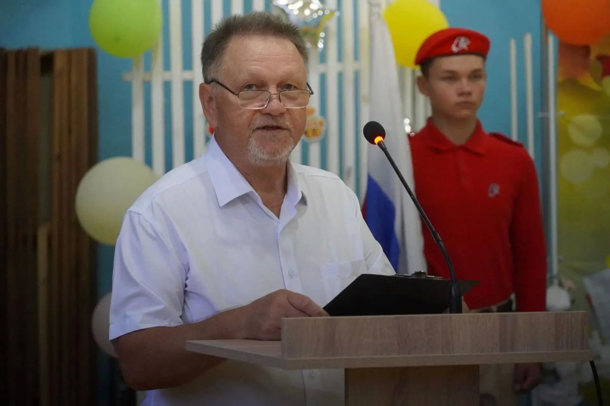 Сегодня во всех школах Керчи прозвучали первые звонки Сегодня во всех школах Керчи прозвучали первые звонки