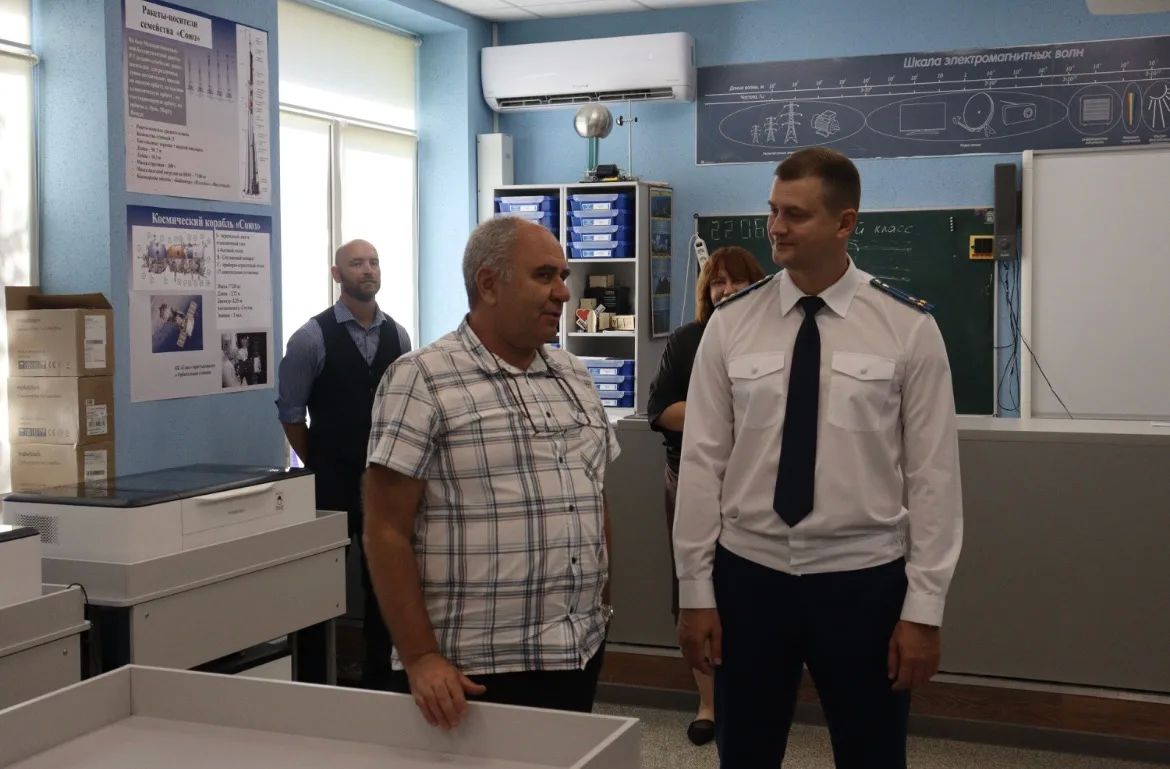 Сегодня, 1 сентября 2026 года, во всех уголках нашей страны прозвенел первый звонок, ознаменовавший начало нового учебного года Сегодня, 1 сентября 2026 года, во всех уголках нашей страны прозвенел первый звонок, ознаменовавший начало нового учебного года