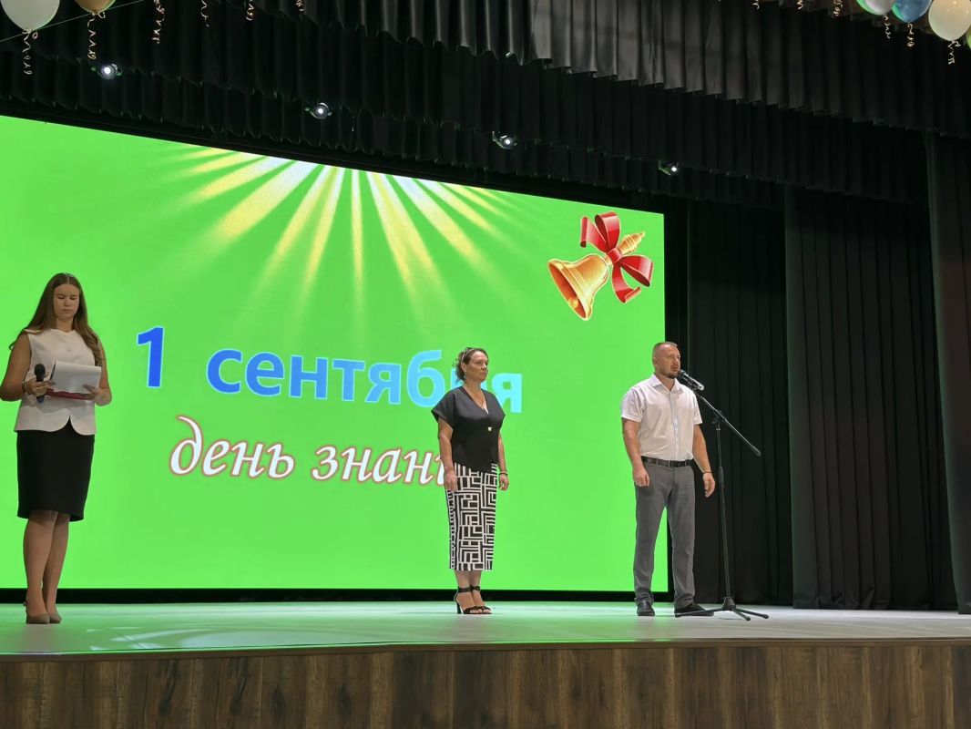 Антон Кравец: Вот и пришло 1 сентября. Школы открыли свои двери для ребят Антон Кравец: Вот и пришло 1 сентября. Школы открыли свои двери для ребят