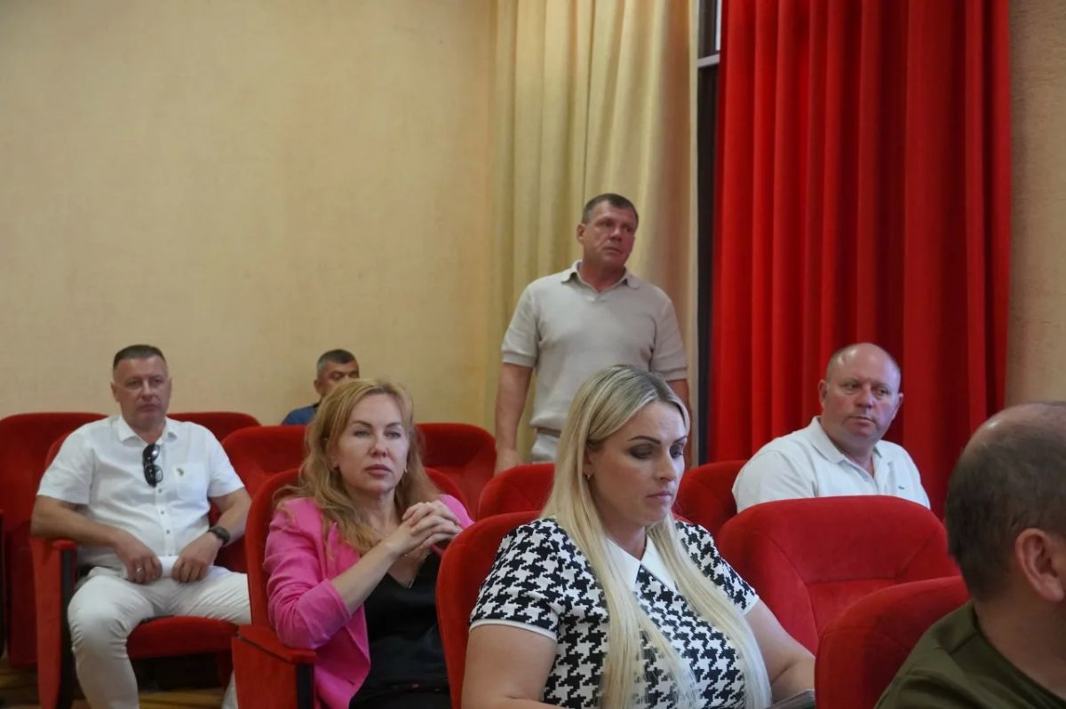 В администрации города состоялось рабочее совещание, посвященное актуальным вопросам жизнеобеспечения Керчи В администрации города состоялось рабочее совещание, посвященное актуальным вопросам жизнеобеспечения Керчи