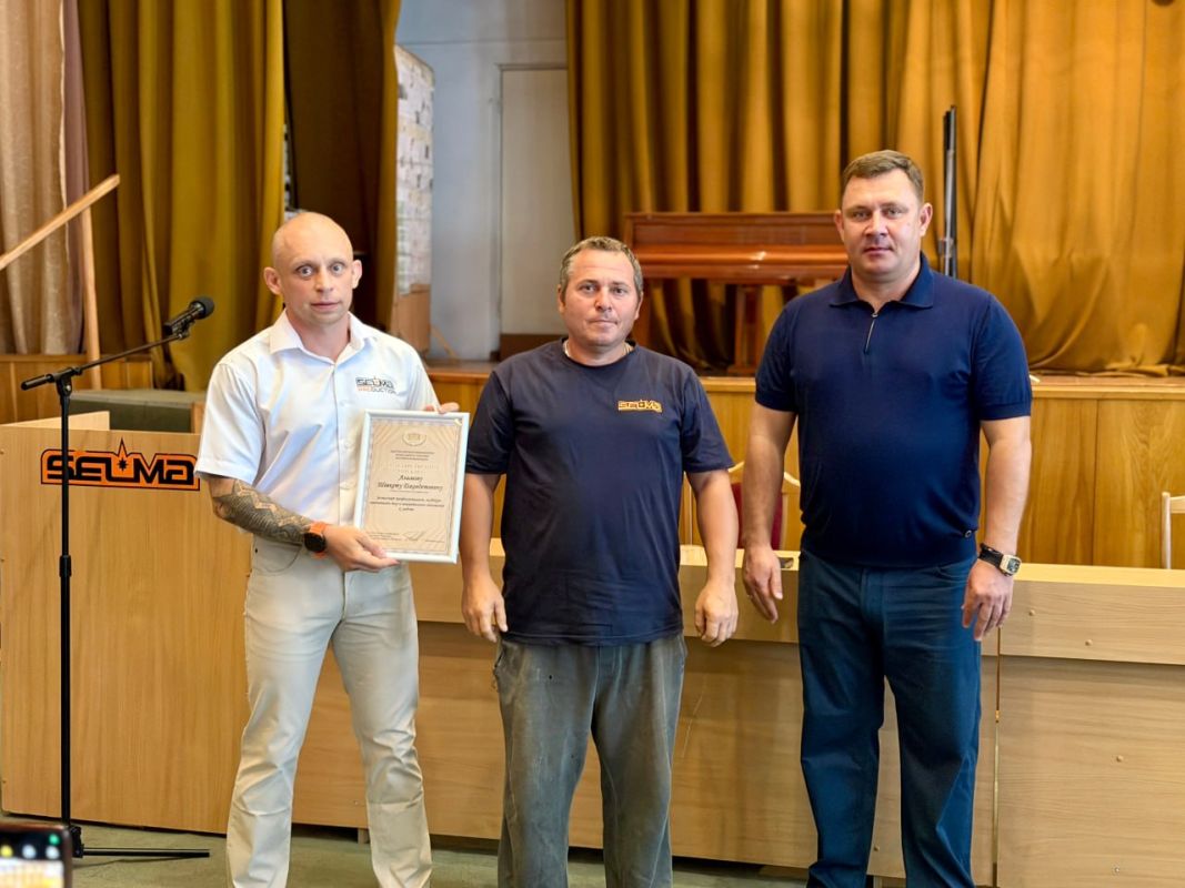 Юрий Нестеренко: В ходе рабочей встречи с коллективом АО ЭМЗ «Фирма СЭЛМА» обсудили меры поддержки крымских производителей и модернизацию Юрий Нестеренко: В ходе рабочей встречи с коллективом АО ЭМЗ «Фирма СЭЛМА» обсудили меры поддержки крымских производителей и модернизацию