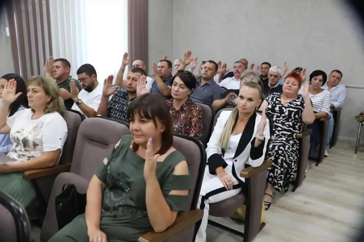 Сегодня состоялось 34-ое заседание Бахчисарайского районного совета Сегодня состоялось 34-ое заседание Бахчисарайского районного совета