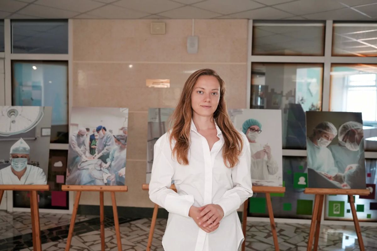 В Симферополе проходит фотовыставка «Искусство исцелять»