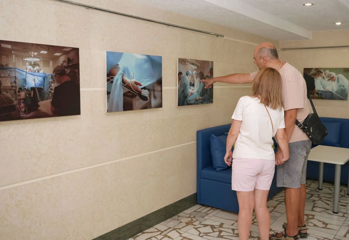 В Симферополе проходит фотовыставка «Искусство исцелять», посвящённая работе медицинских специалистов В Симферополе проходит фотовыставка «Искусство исцелять», посвящённая работе медицинских специалистов