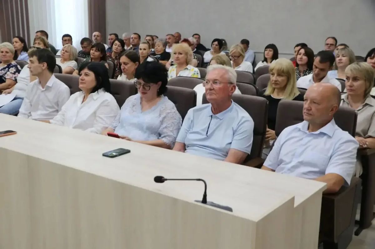 Сегодня состоялось 34-ое заседание Бахчисарайского районного совета Сегодня состоялось 34-ое заседание Бахчисарайского районного совета