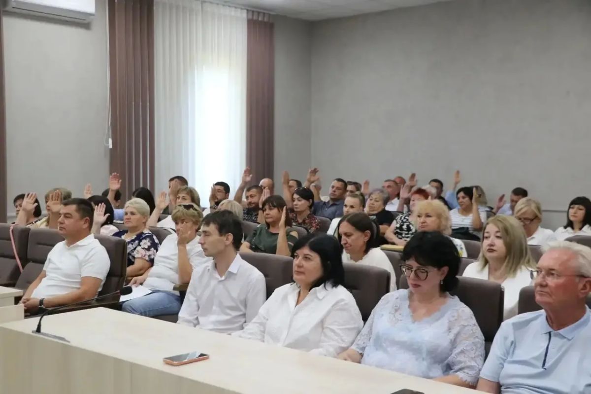 Сегодня состоялось 34-ое заседание Бахчисарайского районного совета Сегодня состоялось 34-ое заседание Бахчисарайского районного совета