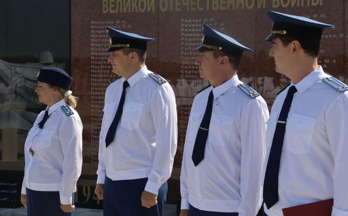 Сегодня, 4 сентября 2026 года, молодые специалисты республиканской прокуратуры приняли Присягу прокурора