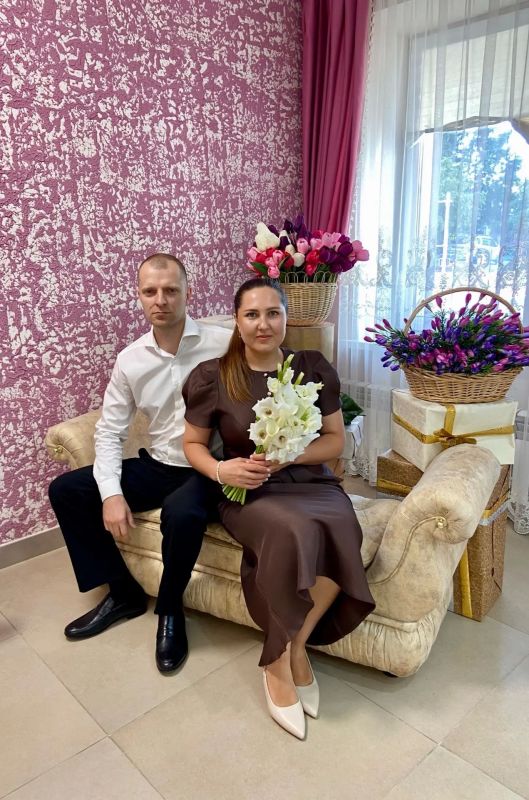 Департамент ЗАГС Минюста Крыма рассказал о возрасте новобрачных за две предыдущие недели. Департамент ЗАГС Минюста Крыма рассказал о возрасте новобрачных за две предыдущие недели.