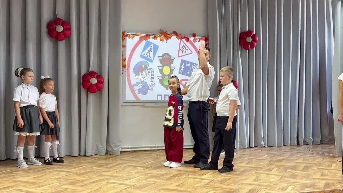 «Дорога без опасностей»: Госавтоинспекция Джанкоя и ЮИД провели акцию для школьников