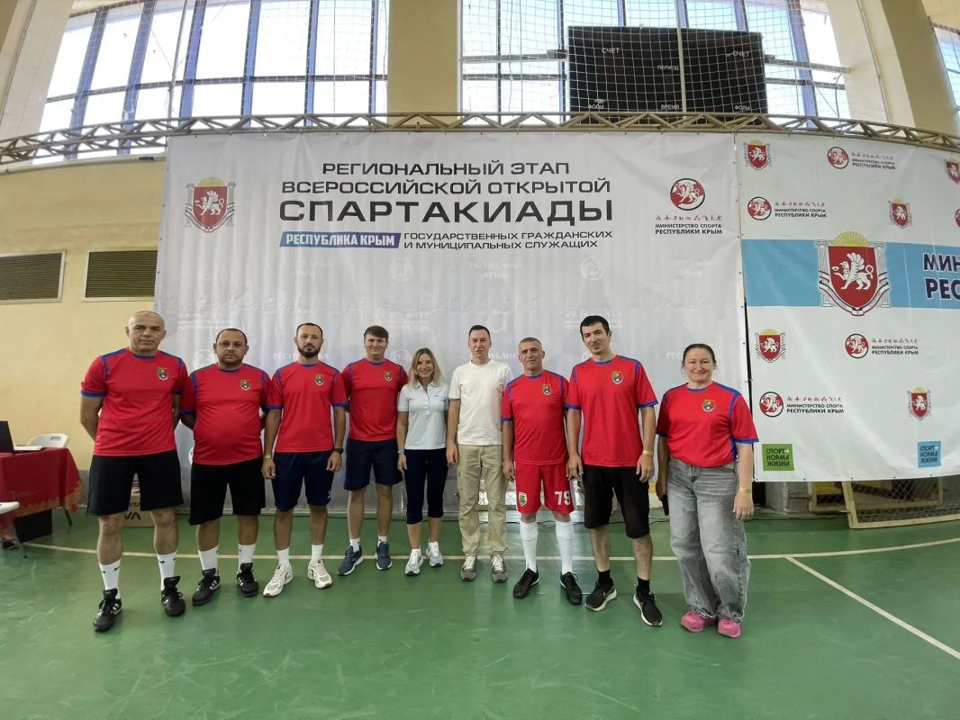 Отличные новости!. Команда Сакского района приняла участие в региональном этапе I Всероссийской Спартакиады государственных и муниципальных служащих — она посвящена Году единства народов России! Наши спортсмены достойно... Отличные новости!. Команда Сакского района приняла участие в региональном этапе I Всероссийской Спартакиады государственных и муниципальных служащих — она посвящена Году единства народов России! Наши спортсмены достойно...