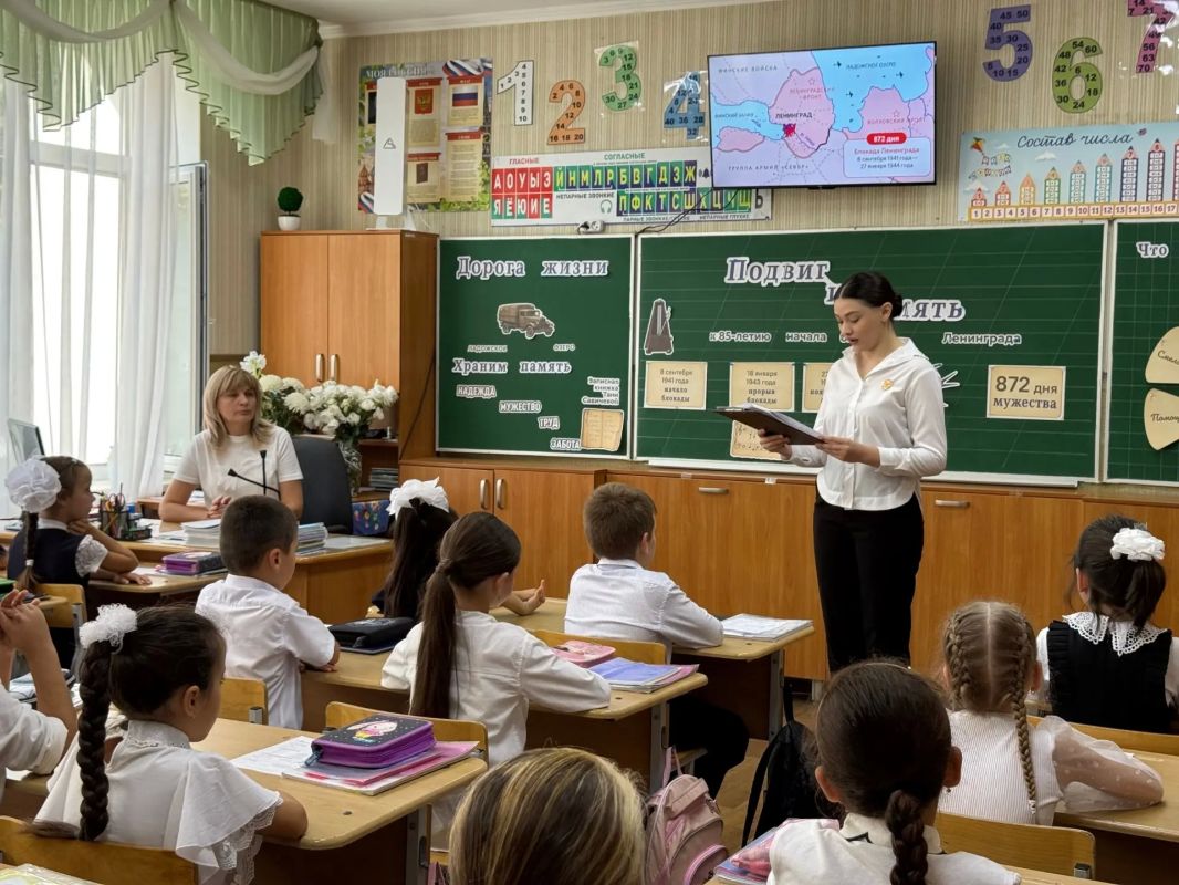 Валентина Лаврик: В новом 2026/27 учебном году курс внеурочной деятельности «Разговоры о важном» выходит на новый, еще более глубокий уровень Валентина Лаврик: В новом 2026/27 учебном году курс внеурочной деятельности «Разговоры о важном» выходит на новый, еще более глубокий уровень