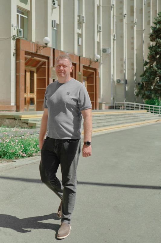 В «Крымском журнале» вышло интервью главы администрации Симферополя Михаила Афанасьева В «Крымском журнале» вышло интервью главы администрации Симферополя Михаила Афанасьева