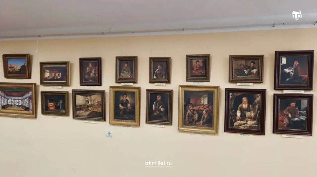 В Бахчисарае открылась выставка забытых картин о Крыме В Бахчисарае открылась выставка забытых картин о Крыме