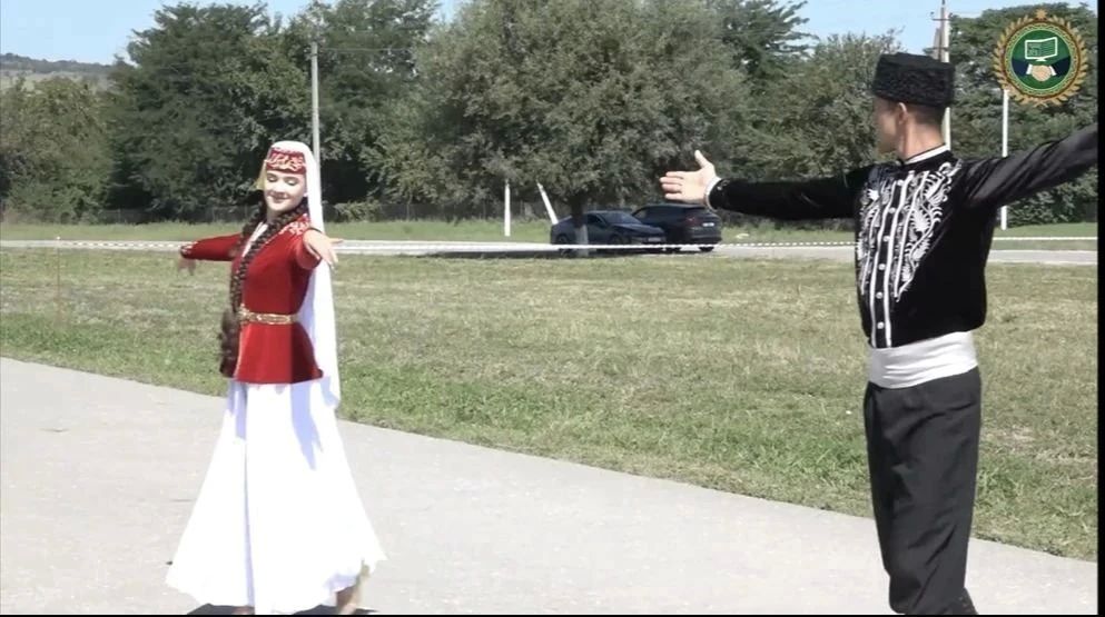 Руслан Якубов принял участие во Всероссийском чемпионате Владимирской породы лошадей «Атланты Северного Кавказа – 2026» Руслан Якубов принял участие во Всероссийском чемпионате Владимирской породы лошадей «Атланты Северного Кавказа – 2026»