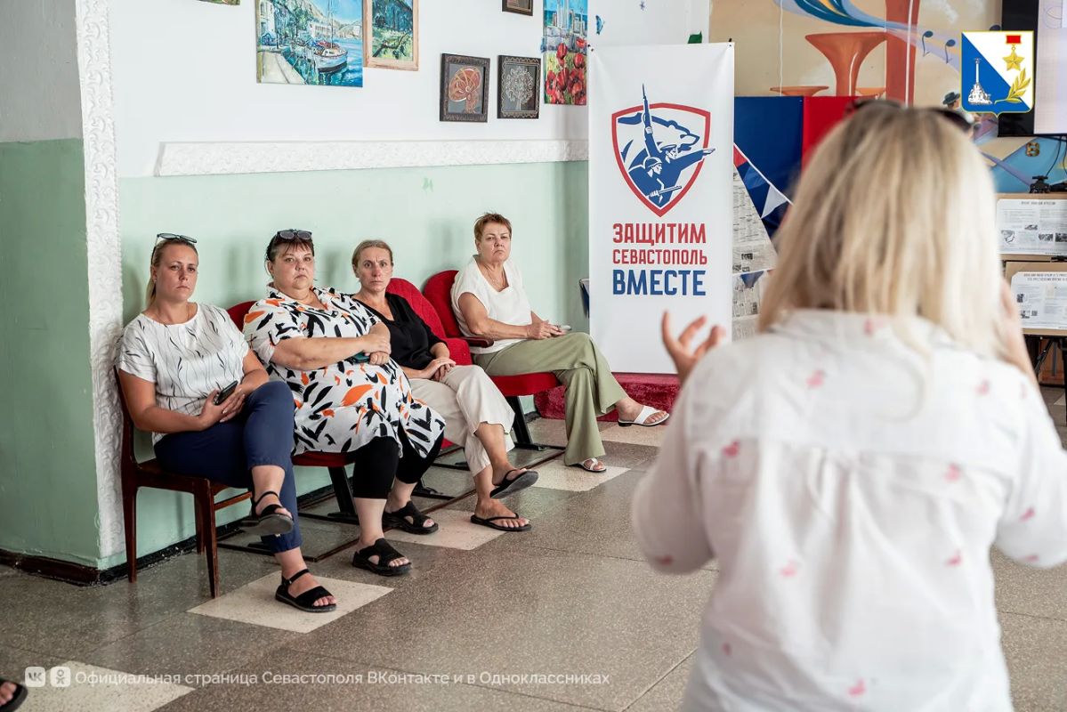 Жители Родного и Терновки прошли инструктаж по первой помощи Жители Родного и Терновки прошли инструктаж по первой помощи