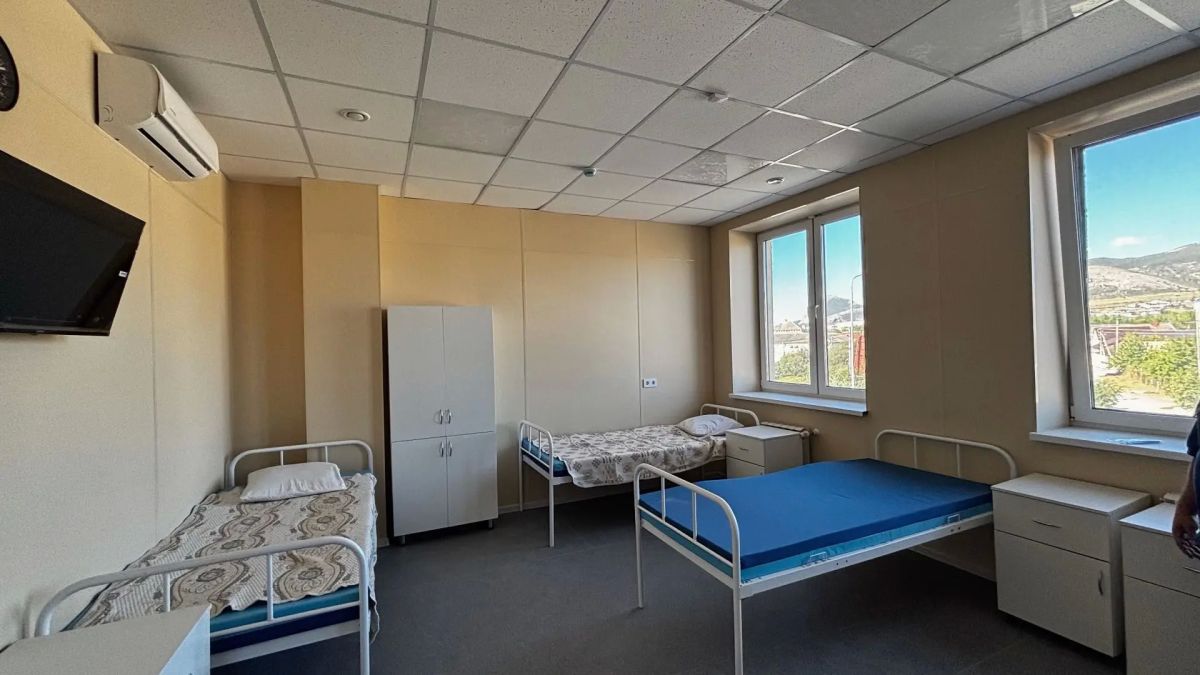 В Судаке завершено строительство нового здания подстанции скорой медицинской помощи В Судаке завершено строительство нового здания подстанции скорой медицинской помощи