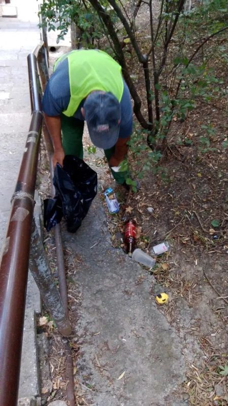 В работе – округ депутата Ялтинского городского совета Александра Татаринова В работе – округ депутата Ялтинского городского совета Александра Татаринова