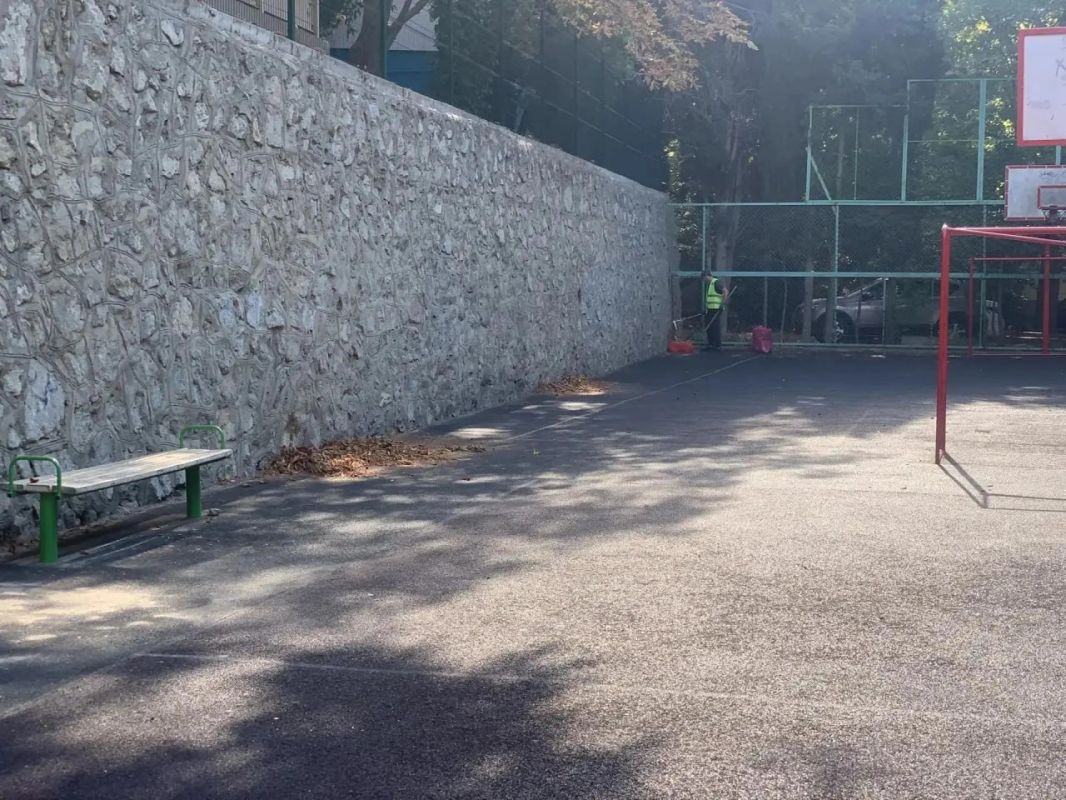 Продолжаю знакомство с Гурзуфом Продолжаю знакомство с Гурзуфом