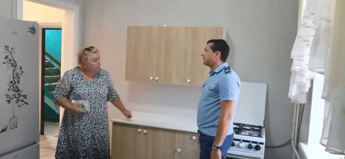Под постоянным контролем: прокуратура в Керчи проверила работу по закупке квартир для детей-сирот Под постоянным контролем: прокуратура в Керчи проверила работу по закупке квартир для детей-сирот