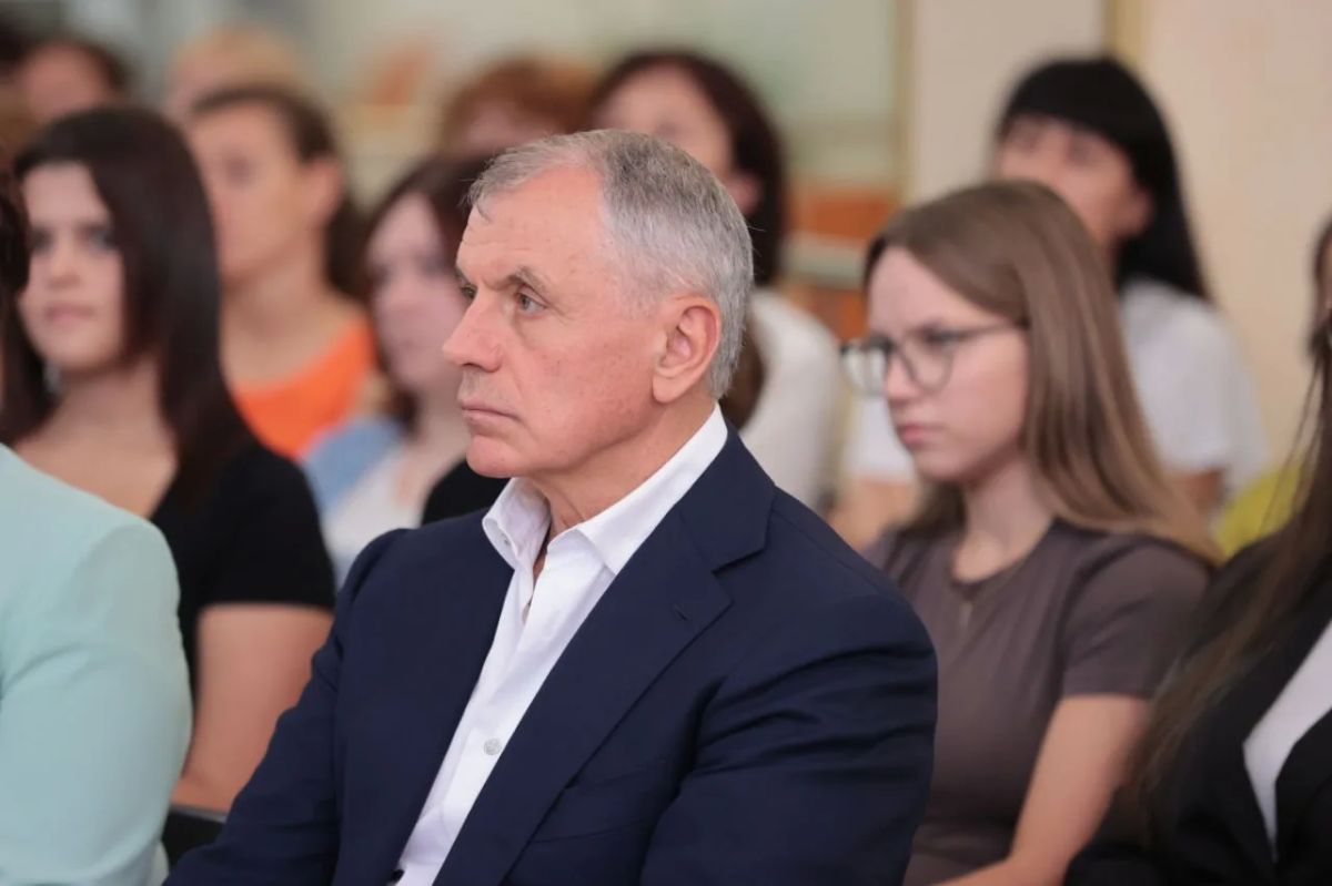 Владимир Константинов: В День памяти русских воинов, павших при обороне Севастополя и в Крымской войне 1853-1856 гг., презентовано новое издание, подготовленное республиканским отделением Российского военно-исторического... Владимир Константинов: В День памяти русских воинов, павших при обороне Севастополя и в Крымской войне 1853-1856 гг., презентовано новое издание, подготовленное республиканским отделением Российского военно-исторического...