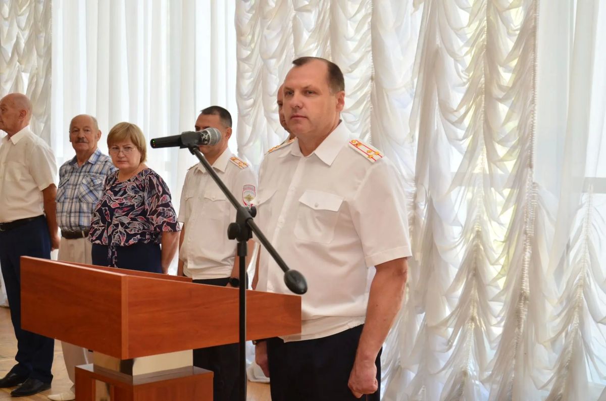 Торжественный старт пути: в МВД по Республике Крым встретили молодых лейтенантов — выпускников вузов МВД России Торжественный старт пути: в МВД по Республике Крым встретили молодых лейтенантов — выпускников вузов МВД России