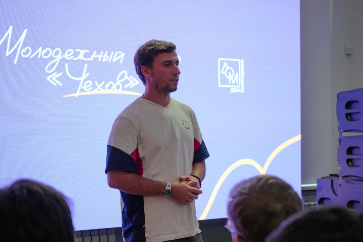 «Единое студенчество». В молодёжном центре «Чехов» вновь собрались студенты Крымского федерального университета имени В. И. Вернадского «Единое студенчество». В молодёжном центре «Чехов» вновь собрались студенты Крымского федерального университета имени В. И. Вернадского