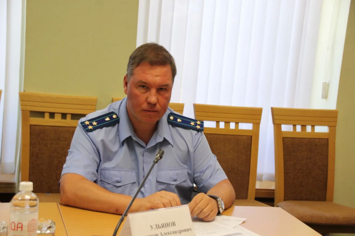 В Общественной палате Крыма обсудили вопросы общественной безопасности и общественного контроля В Общественной палате Крыма обсудили вопросы общественной безопасности и общественного контроля