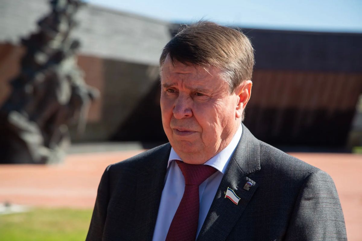 Сергей Цеков почтил память жертв фашизма на территории Мемориального комплекса «Красный» Сергей Цеков почтил память жертв фашизма на территории Мемориального комплекса «Красный»