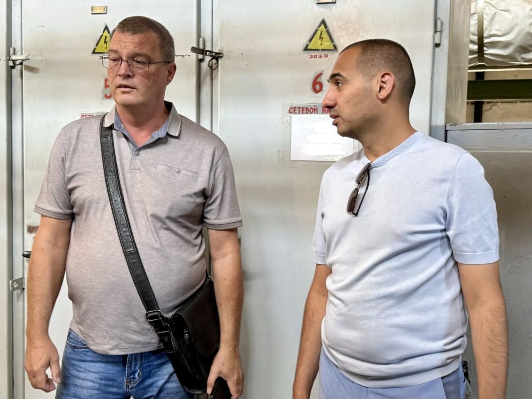 Виталий Оганесян: С руководителем евпаторийского филиала «Крымтеплокоммунэнерго» Андреем Кузнецовым завершили объезд основных объектов теплоснабжения муниципалитета Виталий Оганесян: С руководителем евпаторийского филиала «Крымтеплокоммунэнерго» Андреем Кузнецовым завершили объезд основных объектов теплоснабжения муниципалитета