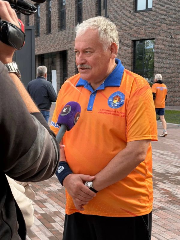 Константин Затулин: Продолжение. Идея проведения турнира под девизом «Тропою Победы, с Востока на Запад!» вдохновлялась необходимостью поддержать в день юбилея жителей самой западной территории России, добытой нашими отцами... Константин Затулин: Продолжение. Идея проведения турнира под девизом «Тропою Победы, с Востока на Запад!» вдохновлялась необходимостью поддержать в день юбилея жителей самой западной территории России, добытой нашими отцами...