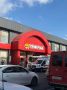 Автобус въехал в супермаркет в Симферополе