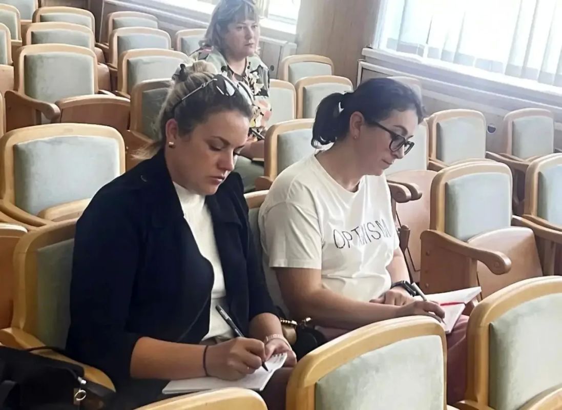 Совещание с медицинскими работниками образовательных учреждений Совещание с медицинскими работниками образовательных учреждений