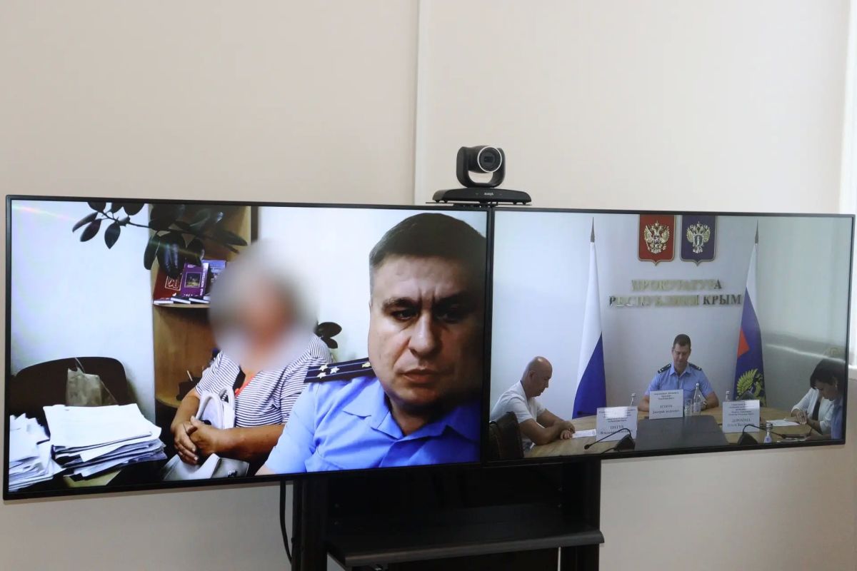 В зоне особого внимания: исполняющий обязанности прокурора Крыма Дмитрий Егоров провел прием участников специальной военной операции и членов их семей В зоне особого внимания: исполняющий обязанности прокурора Крыма Дмитрий Егоров провел прием участников специальной военной операции и членов их семей