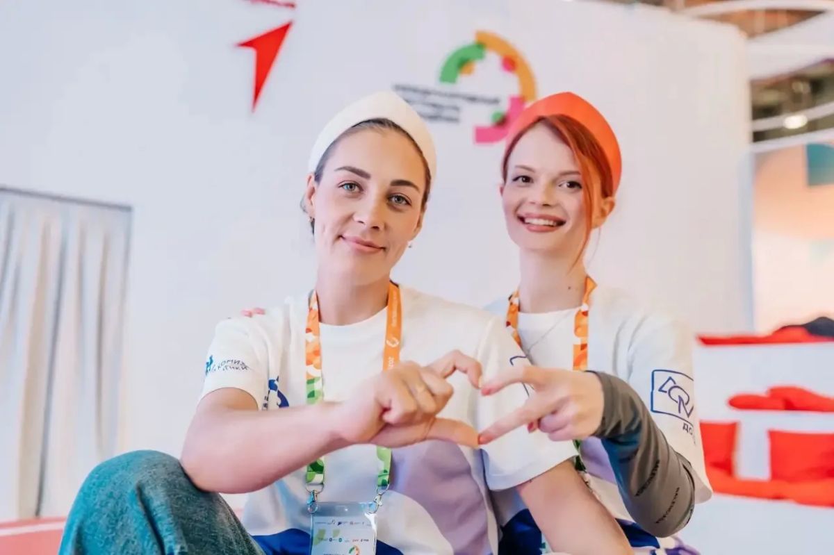Международный фестиваль молодёжи открыт! Международный фестиваль молодёжи открыт!