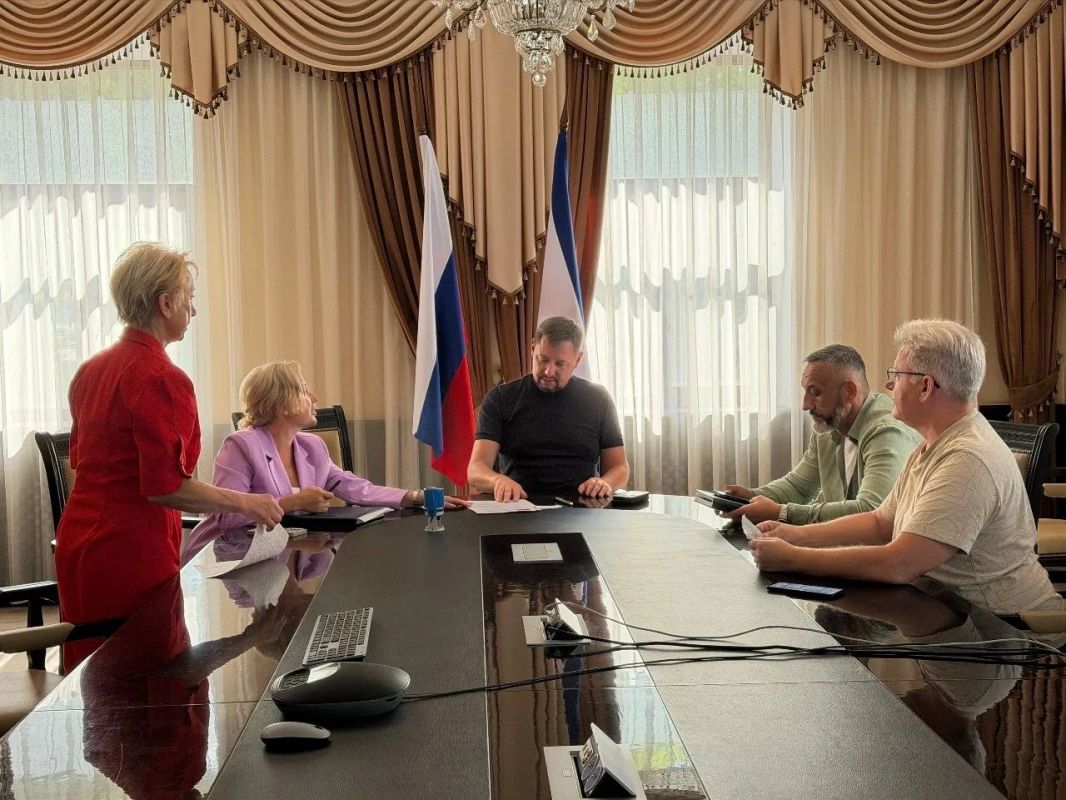 Дмитрий Скобликов: «Продолжаем работать в открытом диалоге» Дмитрий Скобликов: «Продолжаем работать в открытом диалоге»