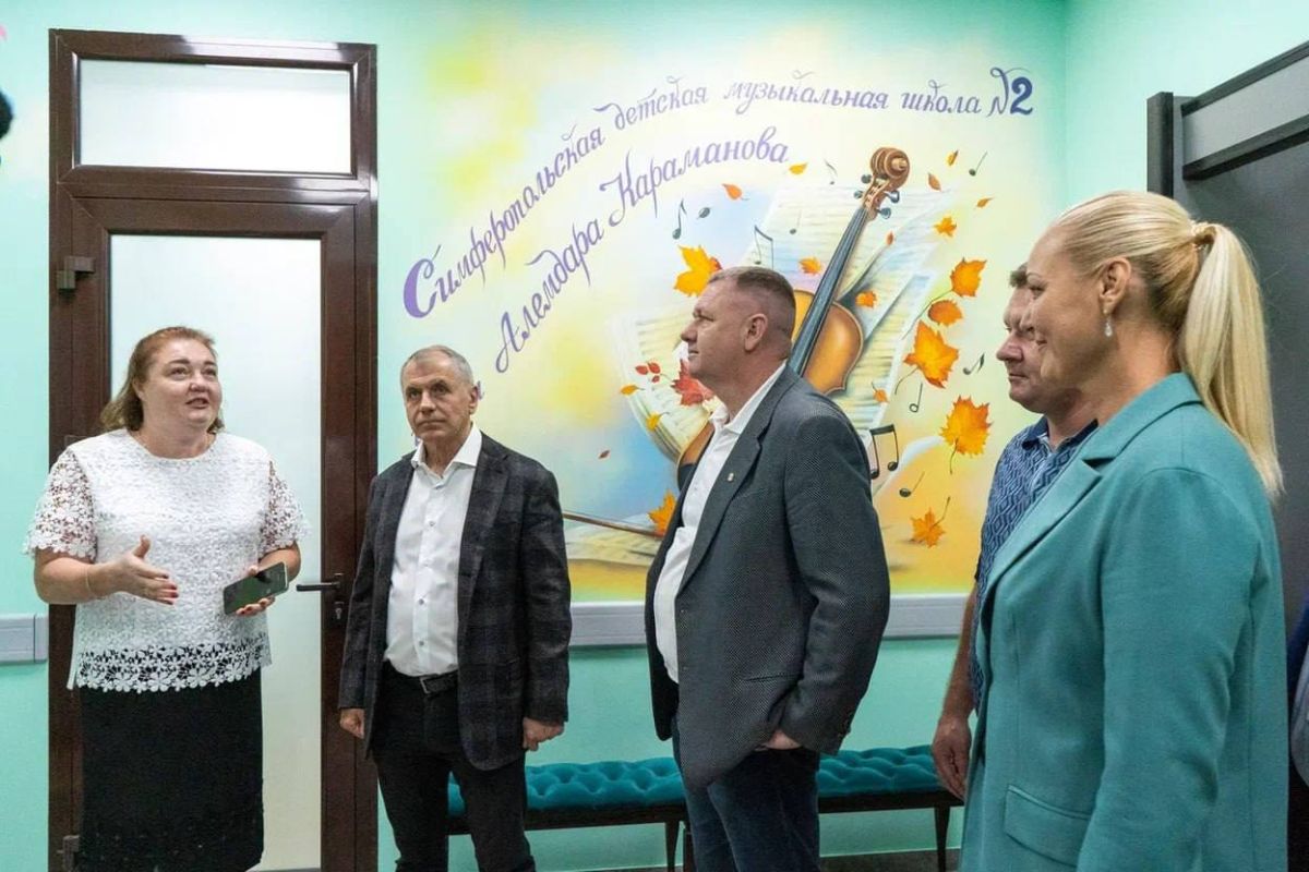 Михаил Афанасьев: Вместе с коллегами приняли участие в рабочей поездке Председателя Государственного Совета РК Владимира Андреевича Константинова по Симферополю Михаил Афанасьев: Вместе с коллегами приняли участие в рабочей поездке Председателя Государственного Совета РК Владимира Андреевича Константинова по Симферополю