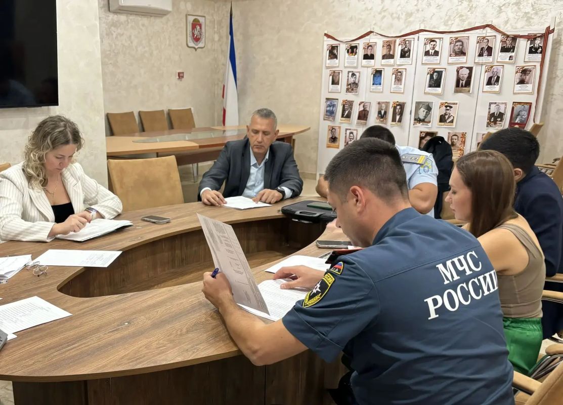 В Министерстве юстиции Республики Крым состоялось совещание, посвященное планированию совместных проверок органов местного самоуправления и их должностных лиц на 2027 год В Министерстве юстиции Республики Крым состоялось совещание, посвященное планированию совместных проверок органов местного самоуправления и их должностных лиц на 2027 год