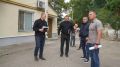 16.09.2026 в рамках выполнения поручения заместителя Председателя Совета министров РК Николая Валерьевича Воробьева, совместно с и. о. главы администрации Игорем Владимировичем Крутьковым провел встречу с жителями дома 33 на...