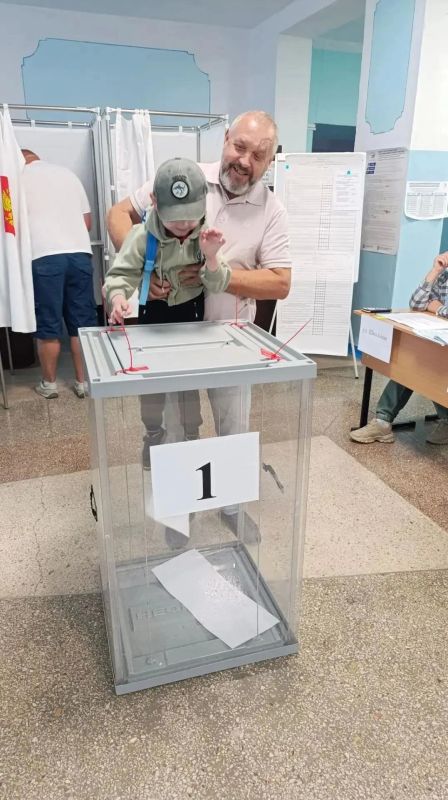 Василий Грабован: Земляки! Только что вернулся со своего избирательного участка Василий Грабован: Земляки! Только что вернулся со своего избирательного участка