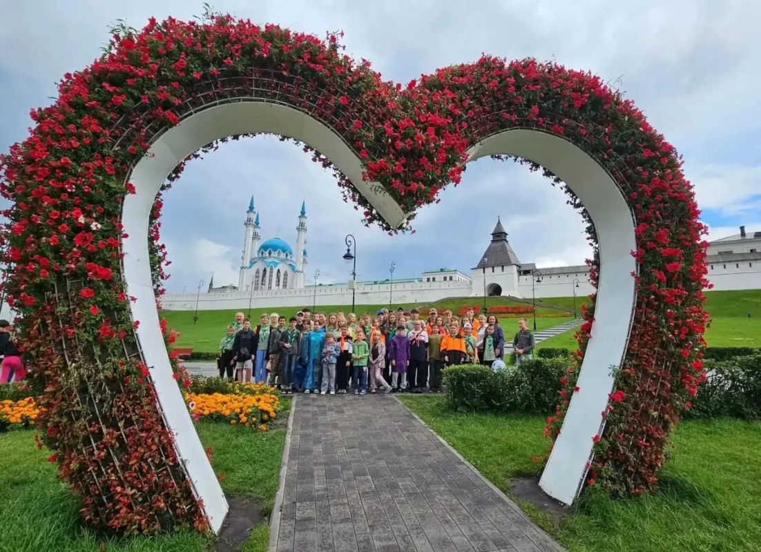 Воспитанники крымского отряда «Следопыты Суворовцы» представили Республику Крым на Всероссийском слете в Татарстане Воспитанники крымского отряда «Следопыты Суворовцы» представили Республику Крым на Всероссийском слете в Татарстане