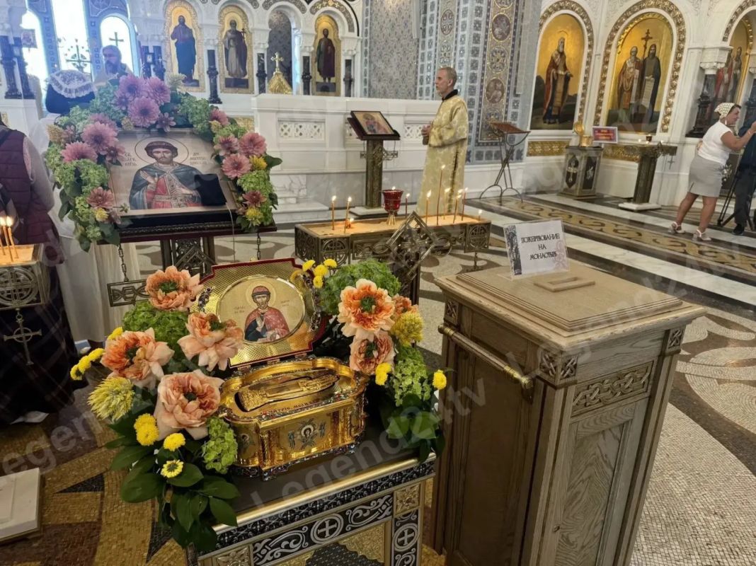 Мощи святого благоверного великого князя Димитрия Донского прибыли в Севастополь Мощи святого благоверного великого князя Димитрия Донского прибыли в Севастополь