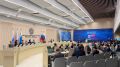 Включена видеостена, на которой будут отображаться ход голосования и предварительные итоги голосования: все, кто работает в Информационном центре, смогут отслеживать изменение данных в режиме реального времени
