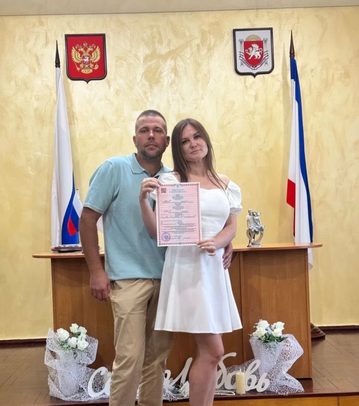 В Республике Крым за прошедшую неделю 342 пары влюбленных подали заявление на регистрацию заключения брака. В Республике Крым за прошедшую неделю 342 пары влюбленных подали заявление на регистрацию заключения брака.