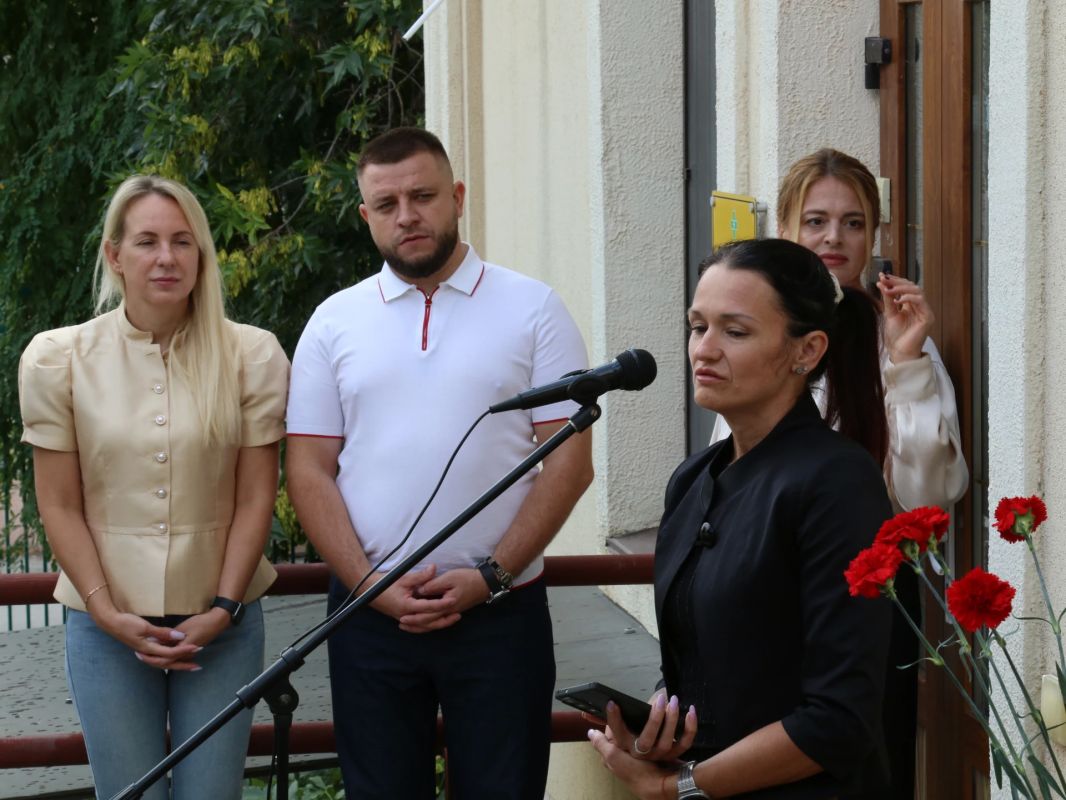 В память о враче Дмитрии Сергеевиче Щёткине В память о враче Дмитрии Сергеевиче Щёткине
