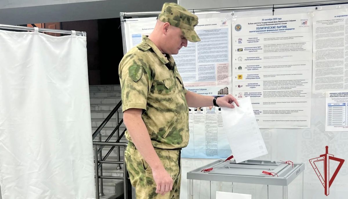 В Крыму росгвардейцы отдали голоса на Едином дне голосования В Крыму росгвардейцы отдали голоса на Едином дне голосования