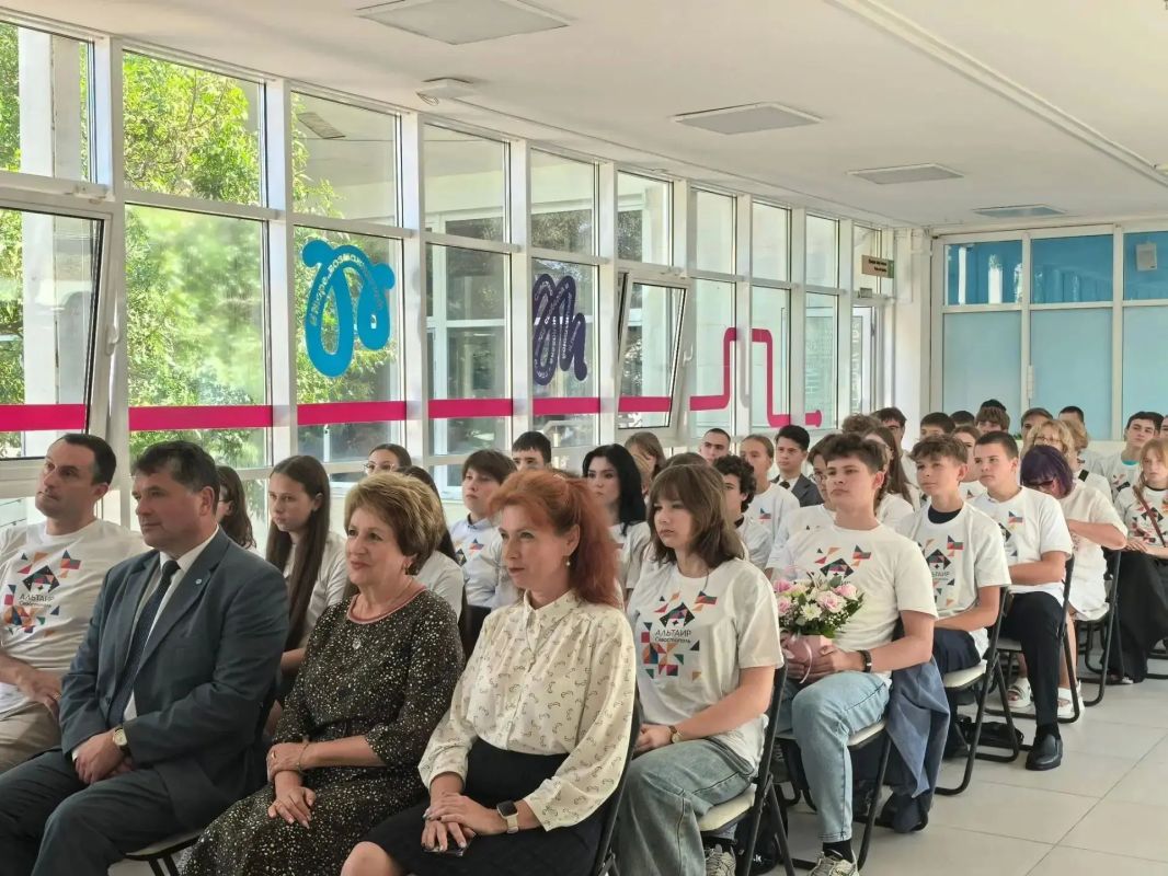 Екатерина Алтабаева: Приняла участие в торжественном открытии образовательной смены Центра выявления и поддержки одарённых детей города Севастополя «Альтаир» Екатерина Алтабаева: Приняла участие в торжественном открытии образовательной смены Центра выявления и поддержки одарённых детей города Севастополя «Альтаир»